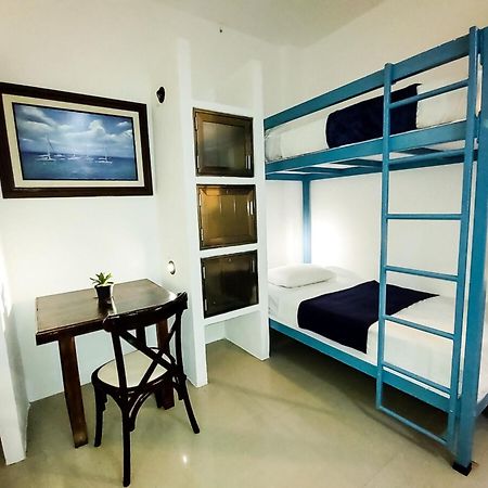 Hostal Del Mar Плая дел Кармен Екстериор снимка